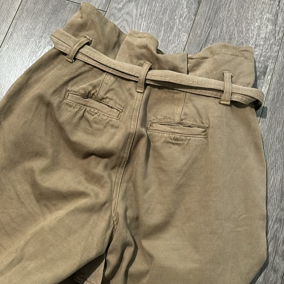 BLANKNYC Paperbag Jogger in Sand Storm 26 - Picture 5 of 5